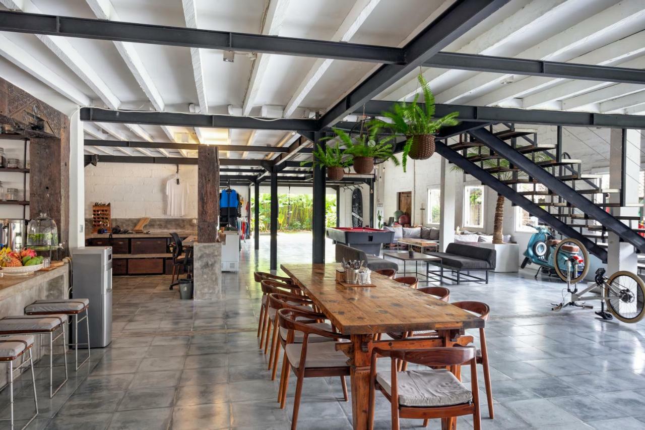 Takeoff Surf Camp & Hotel Canggu  Luaran gambar